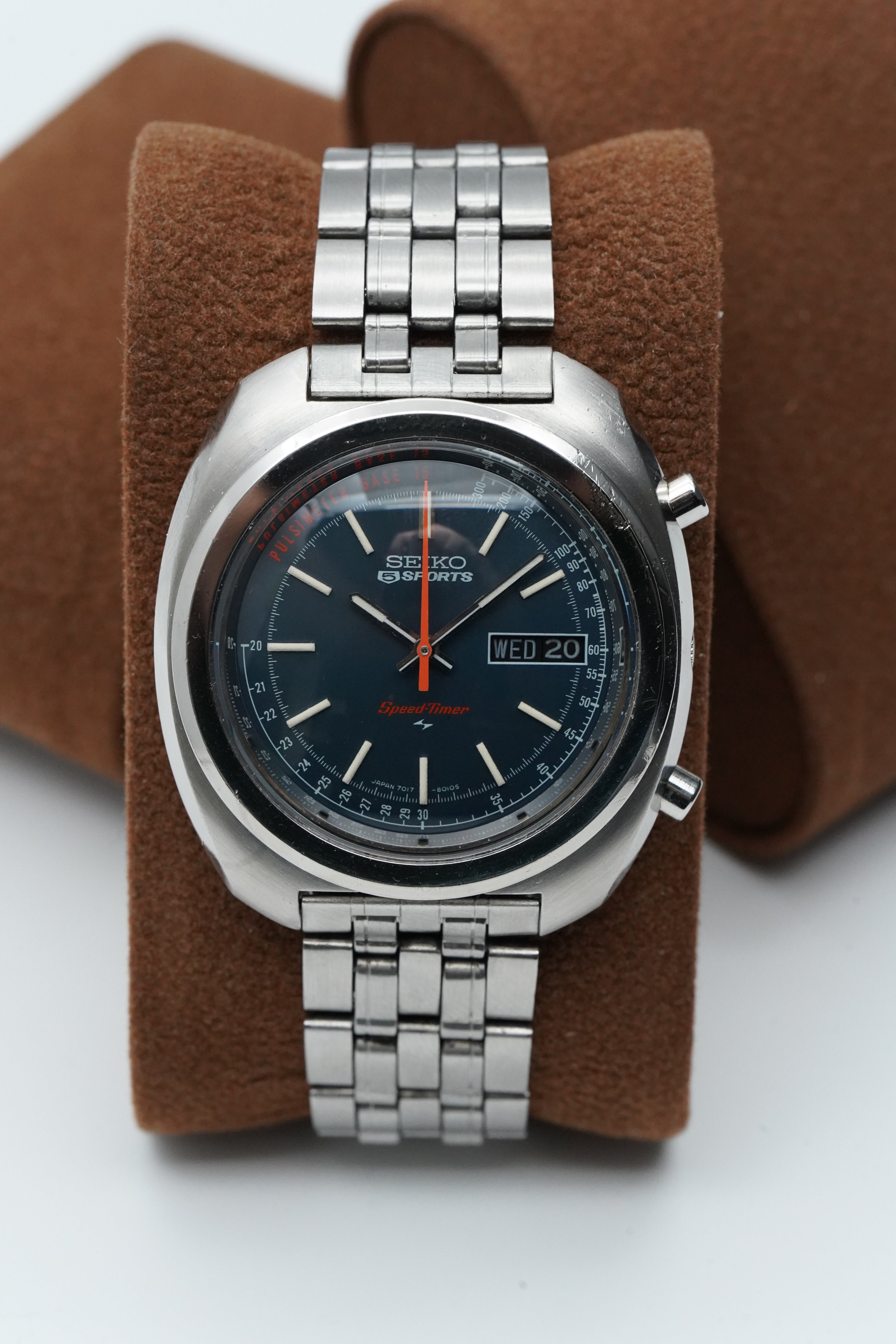 Vintage Seiko 5 Sports Speed-Timer Chronograph (Ref. 7017-8000) – Newly serviced