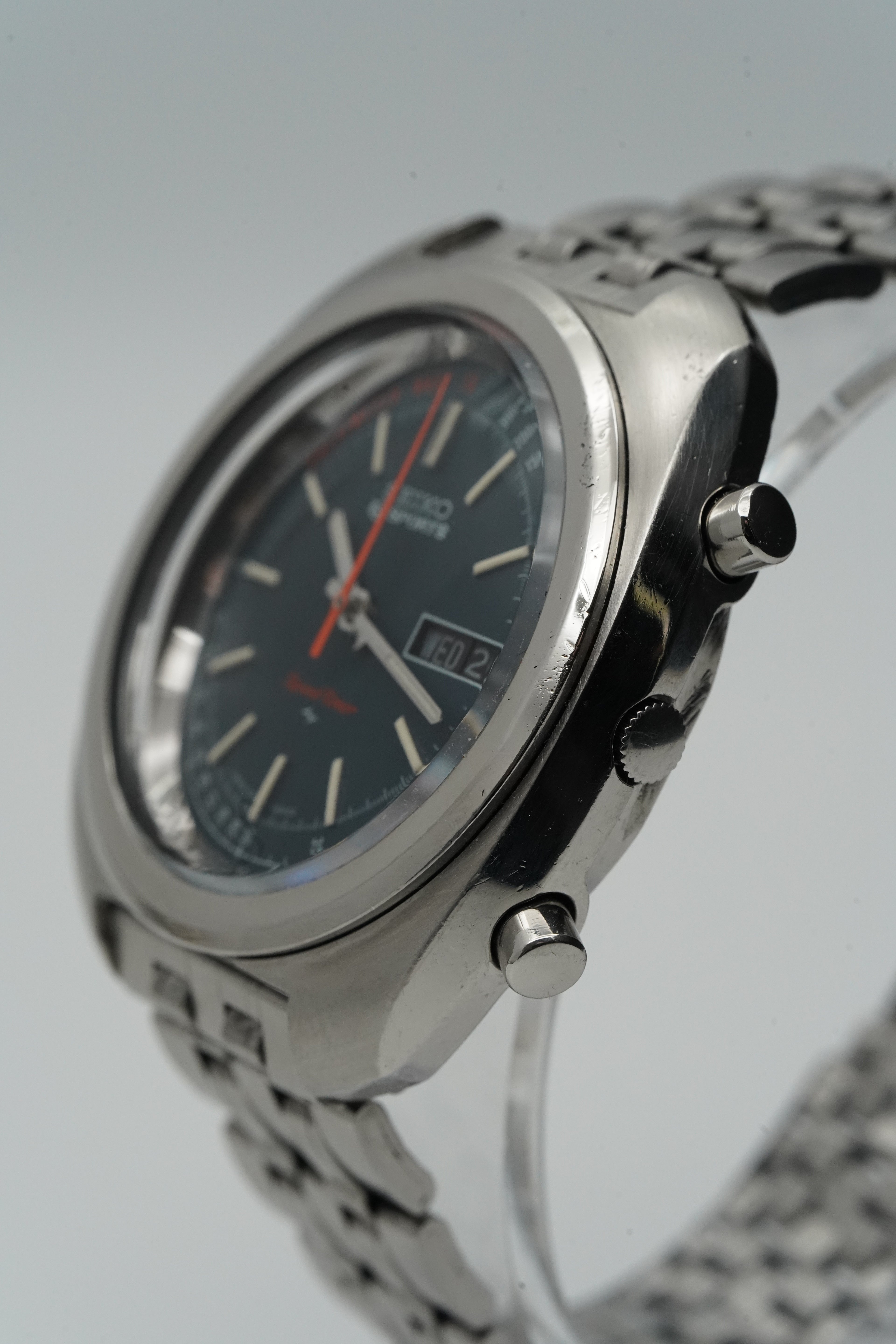 Vintage Seiko 5 Sports Speed-Timer Chronograph (Ref. 7017-8000) – Newly serviced