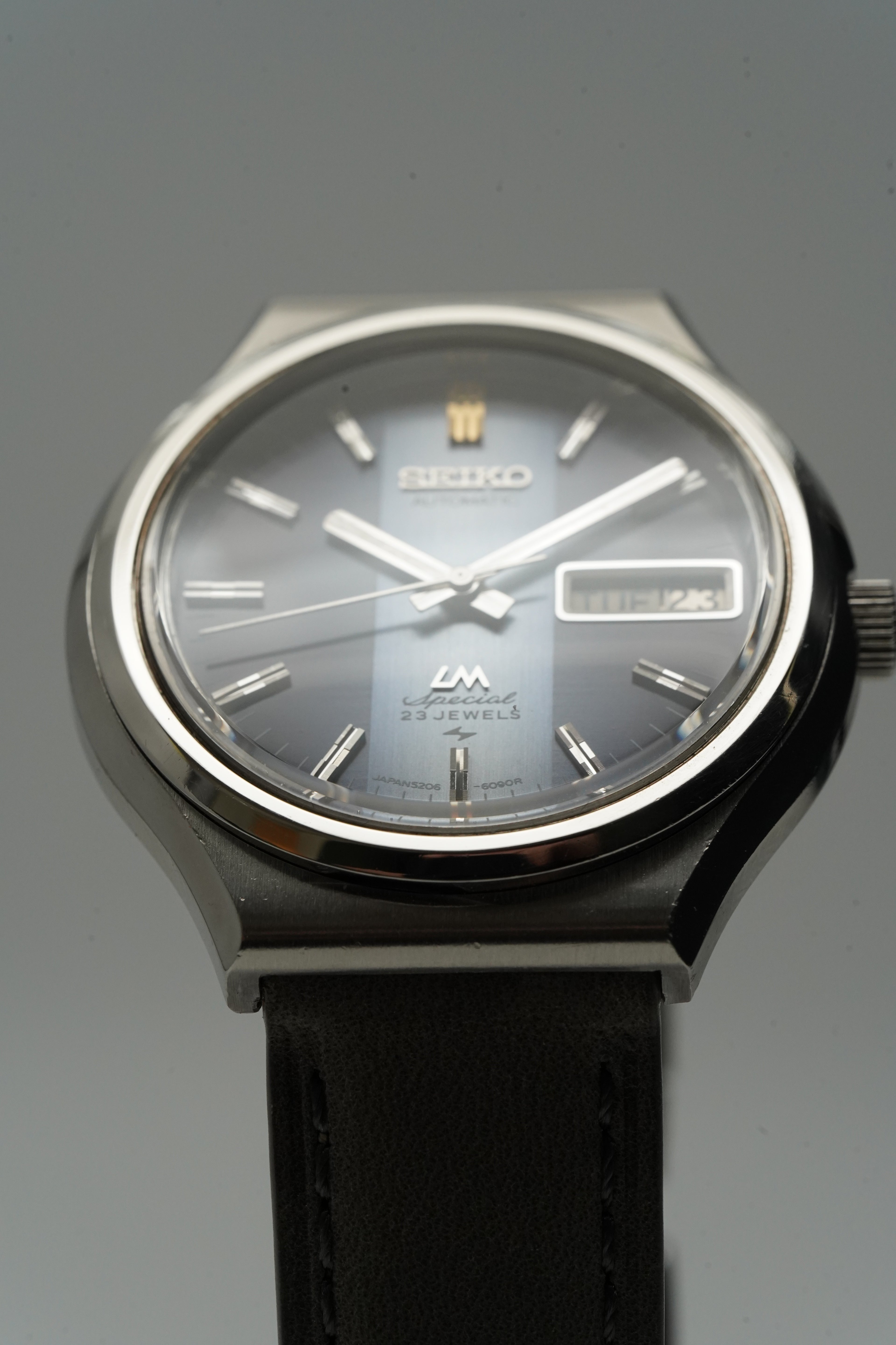 Seiko Lord Matic Special (Ref. 5206-6090) – Blue Gradient Dial – Fully Serviced