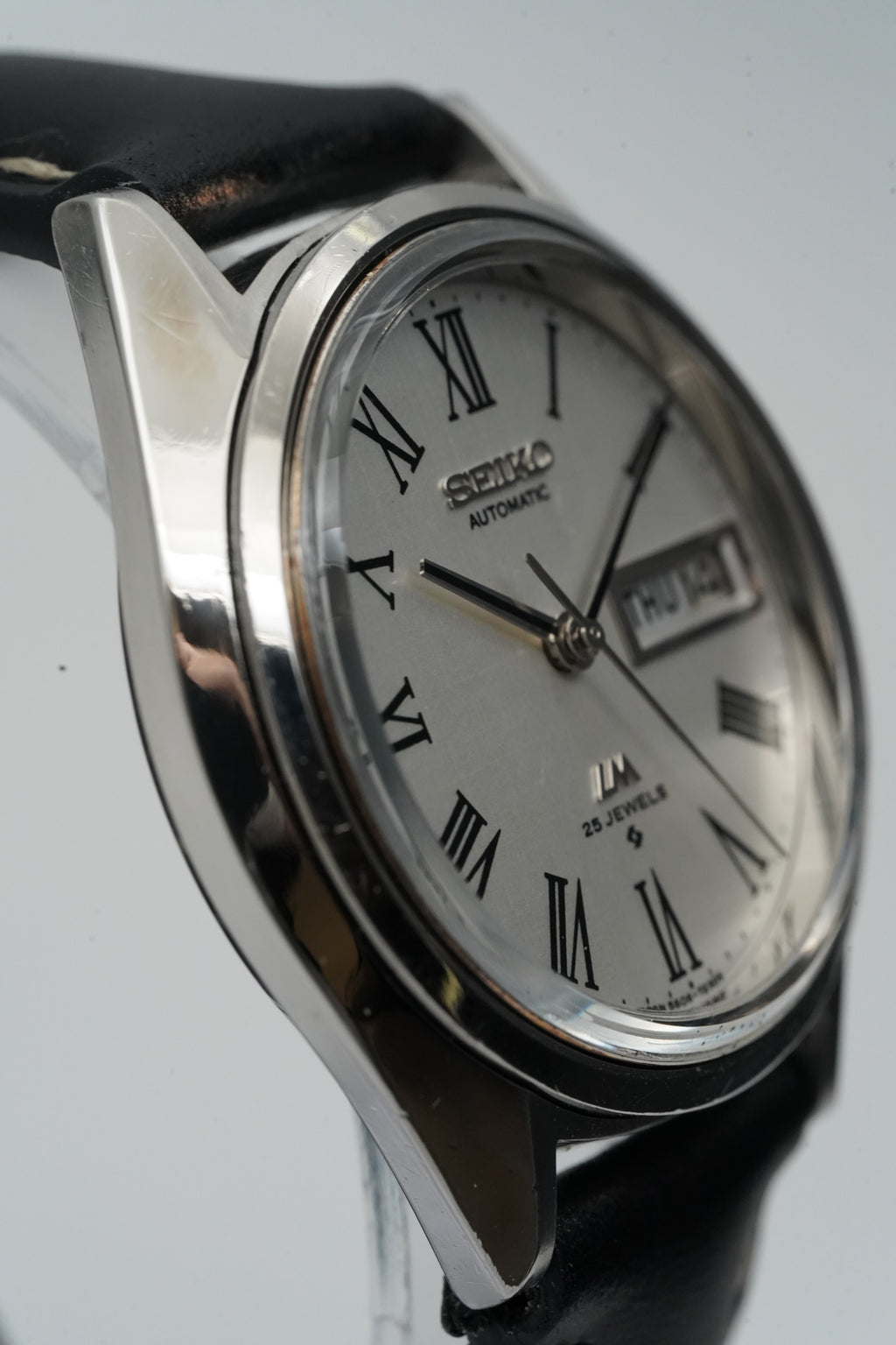 Vintage Seiko Lord Matic 5606-7191 Linen Dial – Newly Serviced